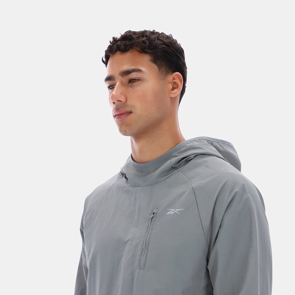 Run Raglan OH Long Sleeve Windbreaker