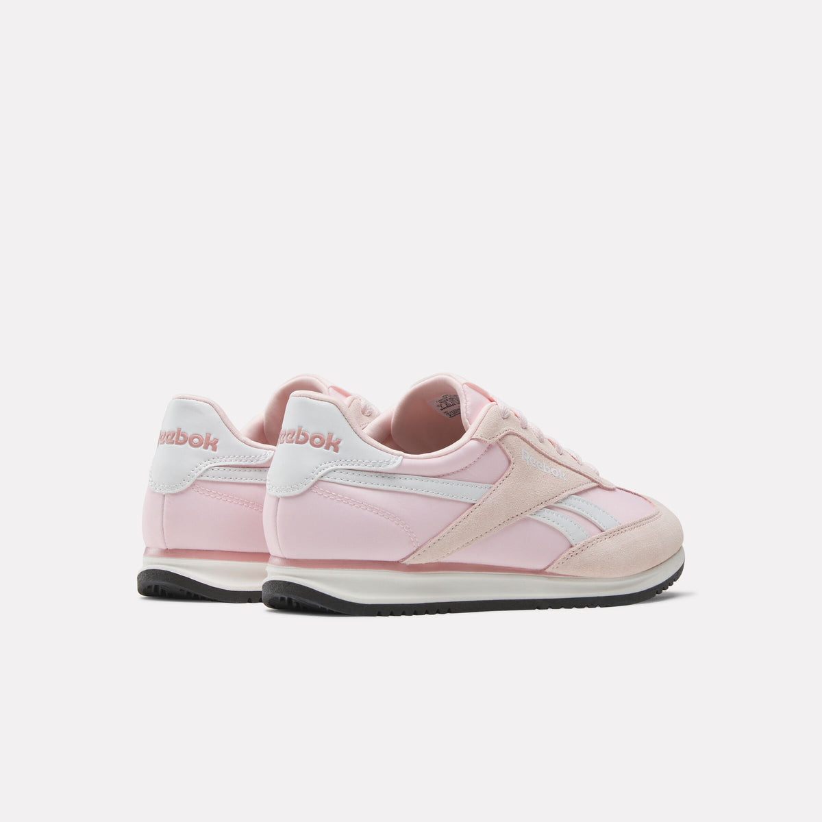 World 70 Women's Shoes