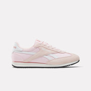 World 70 Women's Shoes