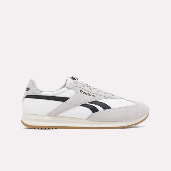 World 70 Unisex Shoes