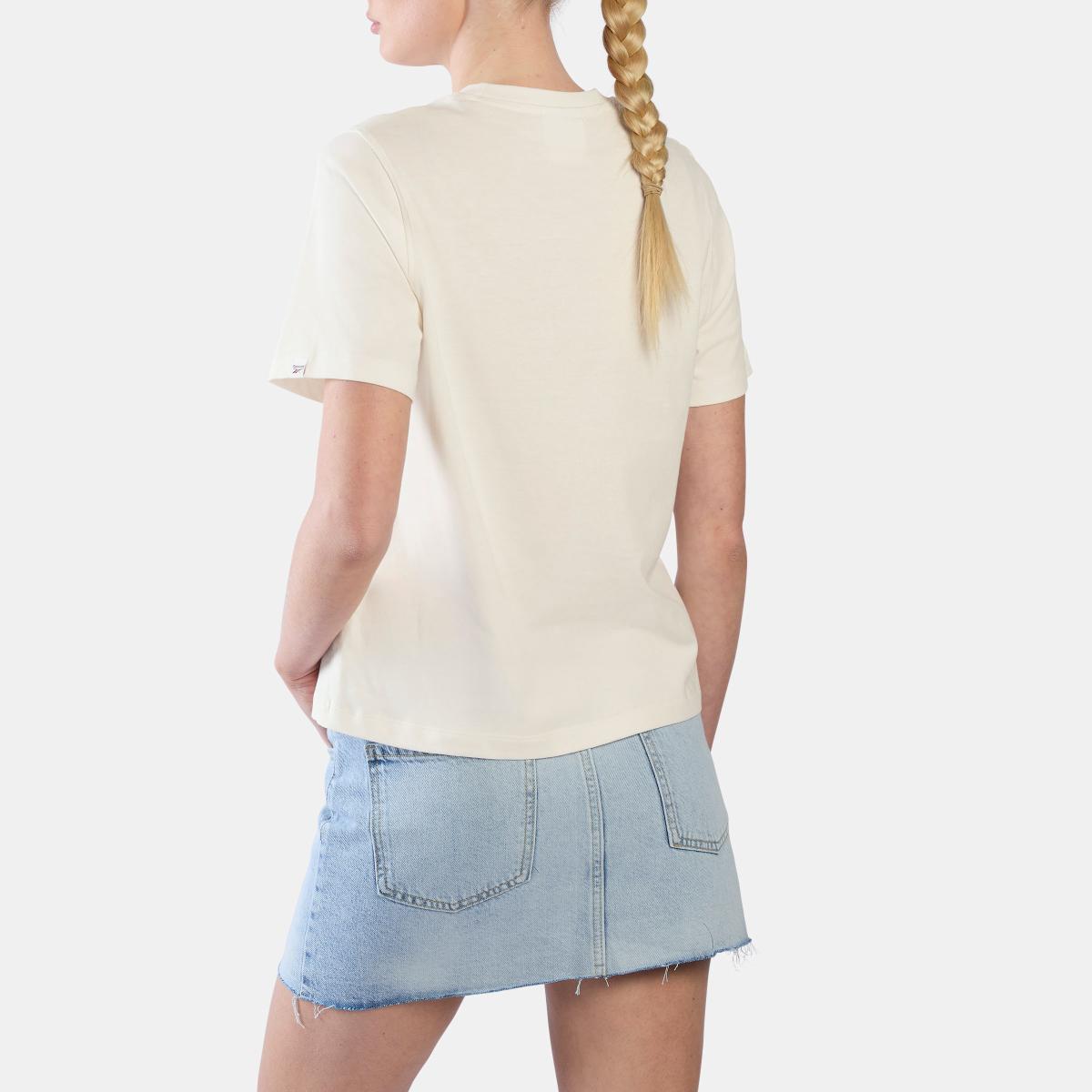 Nostalgia Fitted Graphic Women's T-Shirt