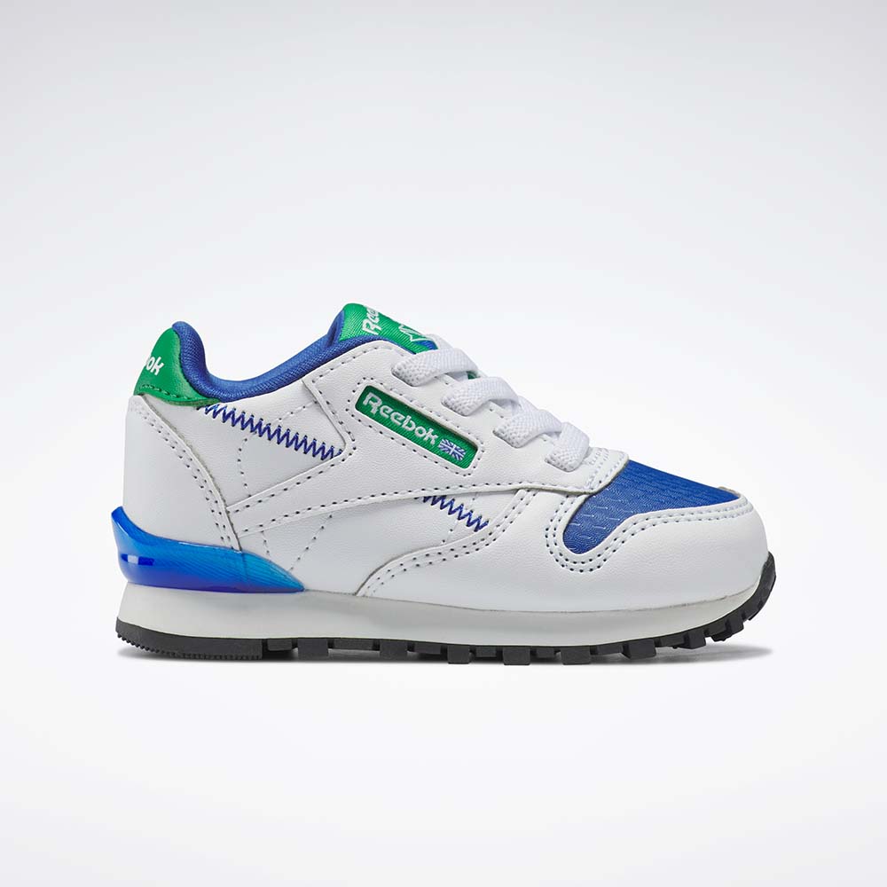 

Classic Leather Step 'n' Flash Boys Shoes